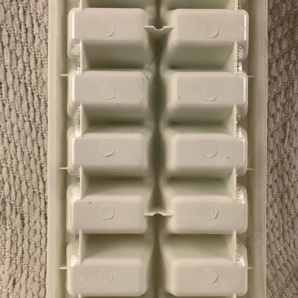 Frigidaire Flex Quik Ice‎ Cube Tray 16 Large Pop Out Cubes Dishwasher Safe NOS